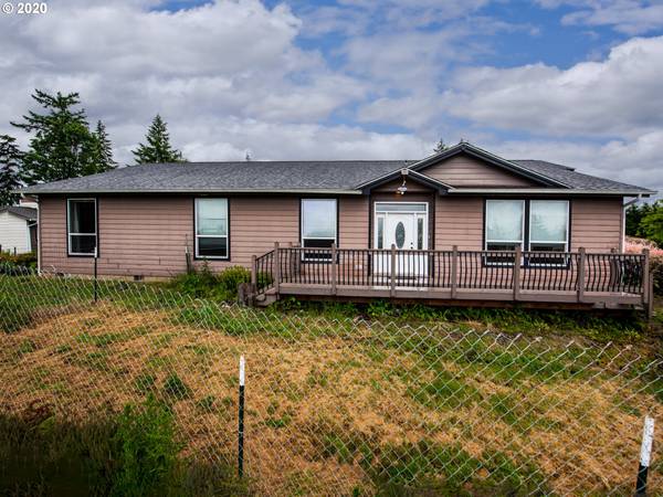 495 FISHPOND RD, Kelso, WA 98626