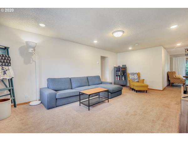 Portland, OR 97266,10500 SE CLINTON ST