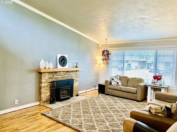 Springfield, OR 97477,1319 QUINALT ST