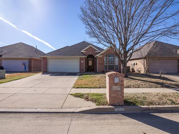 10309 Jaybird Drive, Fort Worth, TX 76244