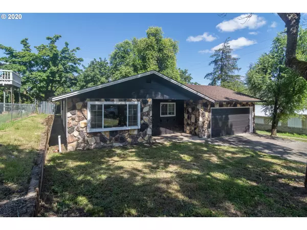 Sutherlin, OR 97479,526 N WILLAMETTE ST