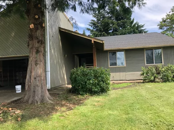 21064 SE LANSING LN, Damascus, OR 97089