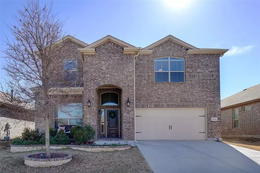 2432 Red Draw Road, Fort Worth, TX 76177