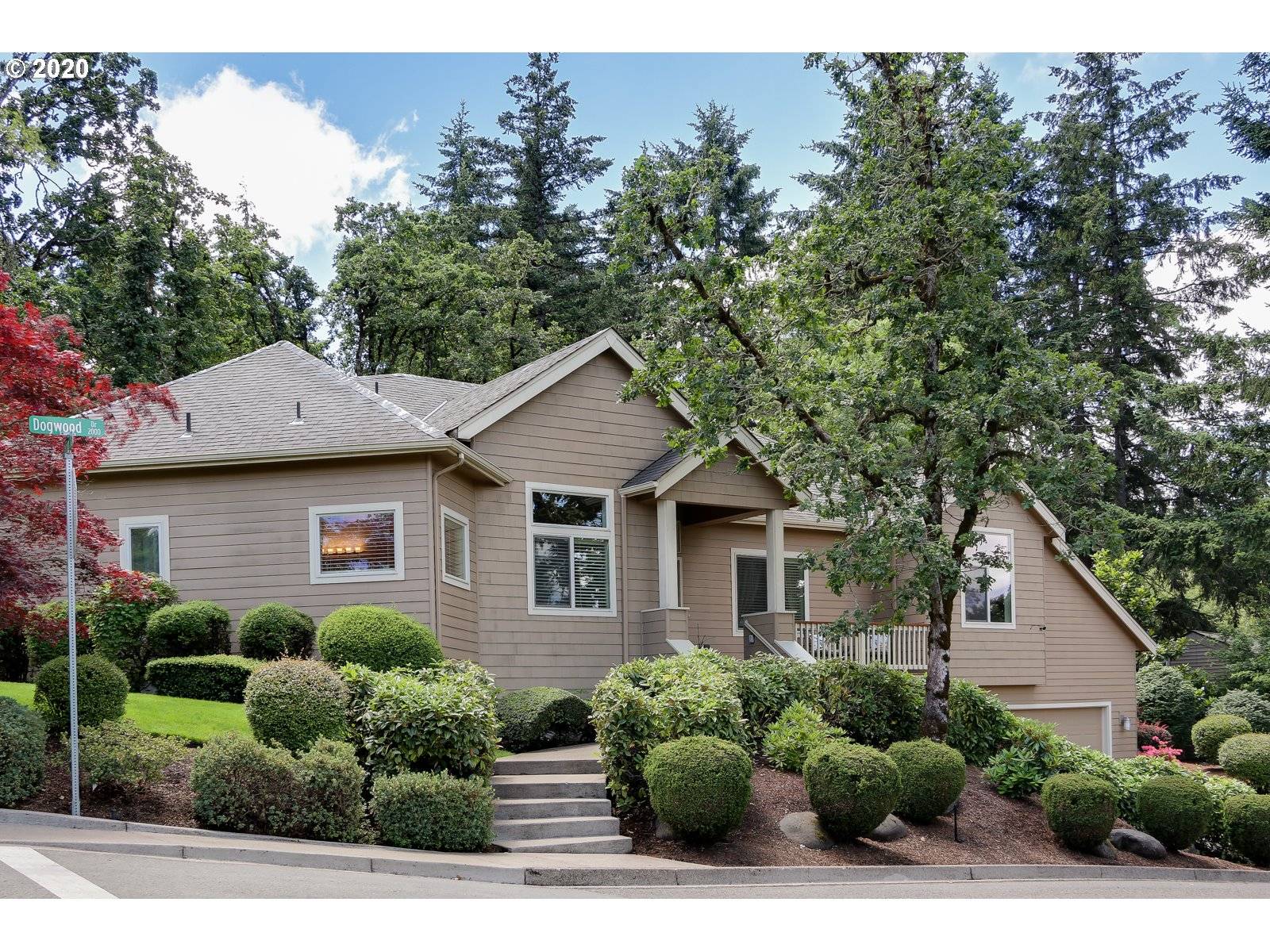 Eugene, OR 97405,2096 DOGWOOD DR