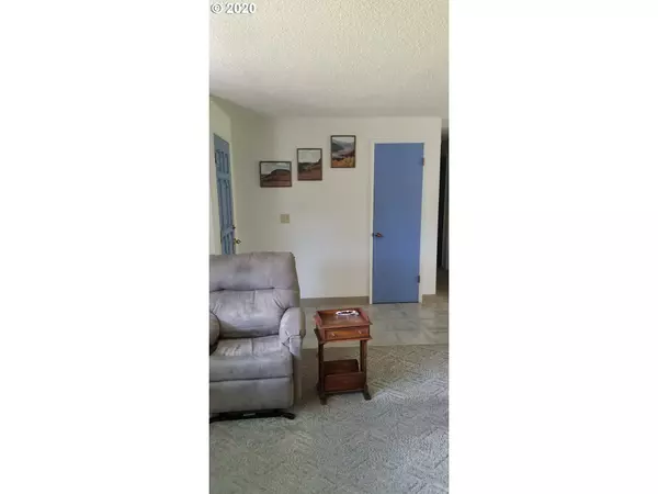 Stayton, OR 97383,217 N GARDNER AVE