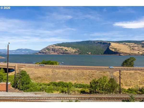 Mosier, OR 97040,8 MOSIER CREEK PL