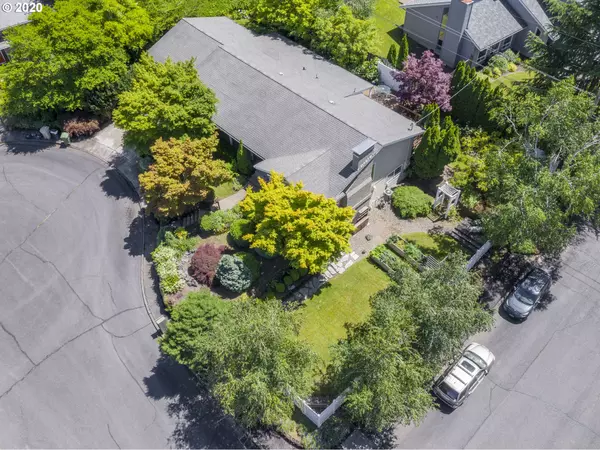 Lake Oswego, OR 97034,1575 IVY CT