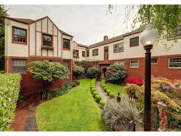 1526 NE 24TH AVE #3, Portland, OR 97232