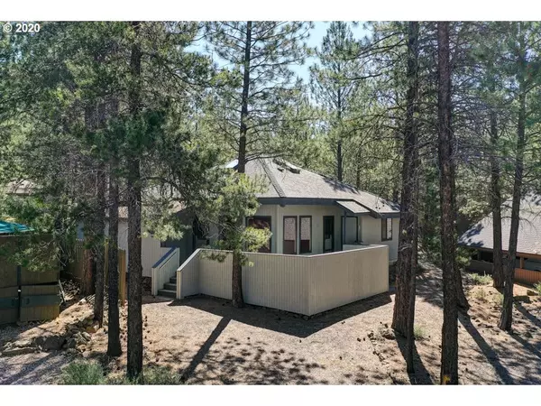 57078 FOX LN #Lot 2, Sunriver, OR 97707