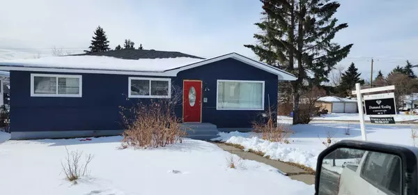 Calgary, AB t2e4t8,923 17 ST NE