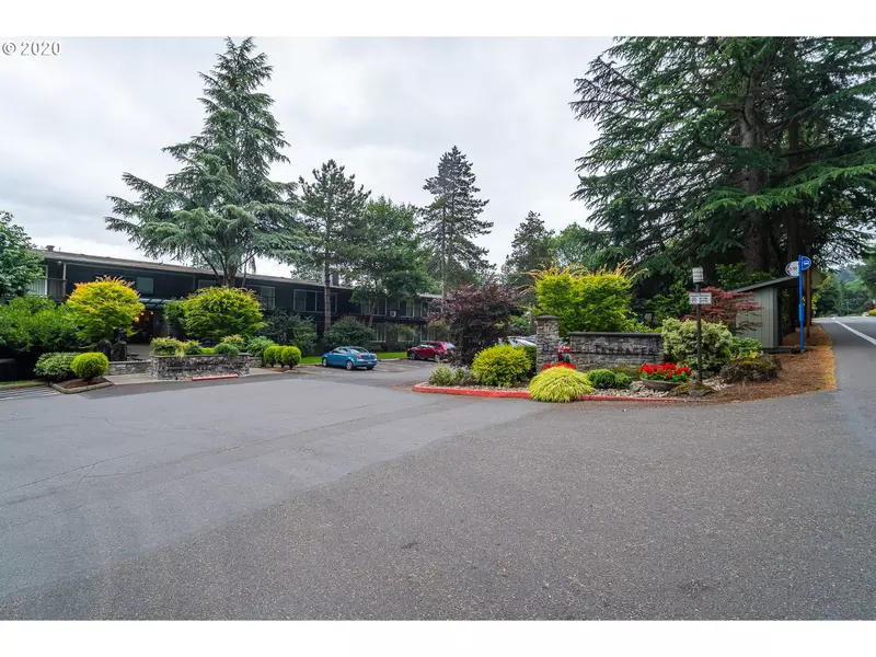 16200 S Pacific HWY #23, Lake Oswego, OR 97034