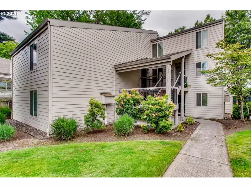 10165 SW TRAPPER TER, Beaverton, OR 97008