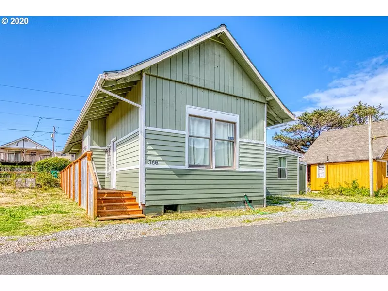 366 N MCNAIR RD, Rockaway Beach, OR 97136