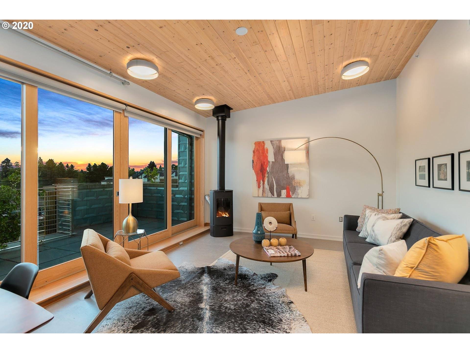 Portland, OR 97217,4216 N Mississippi AVE #403
