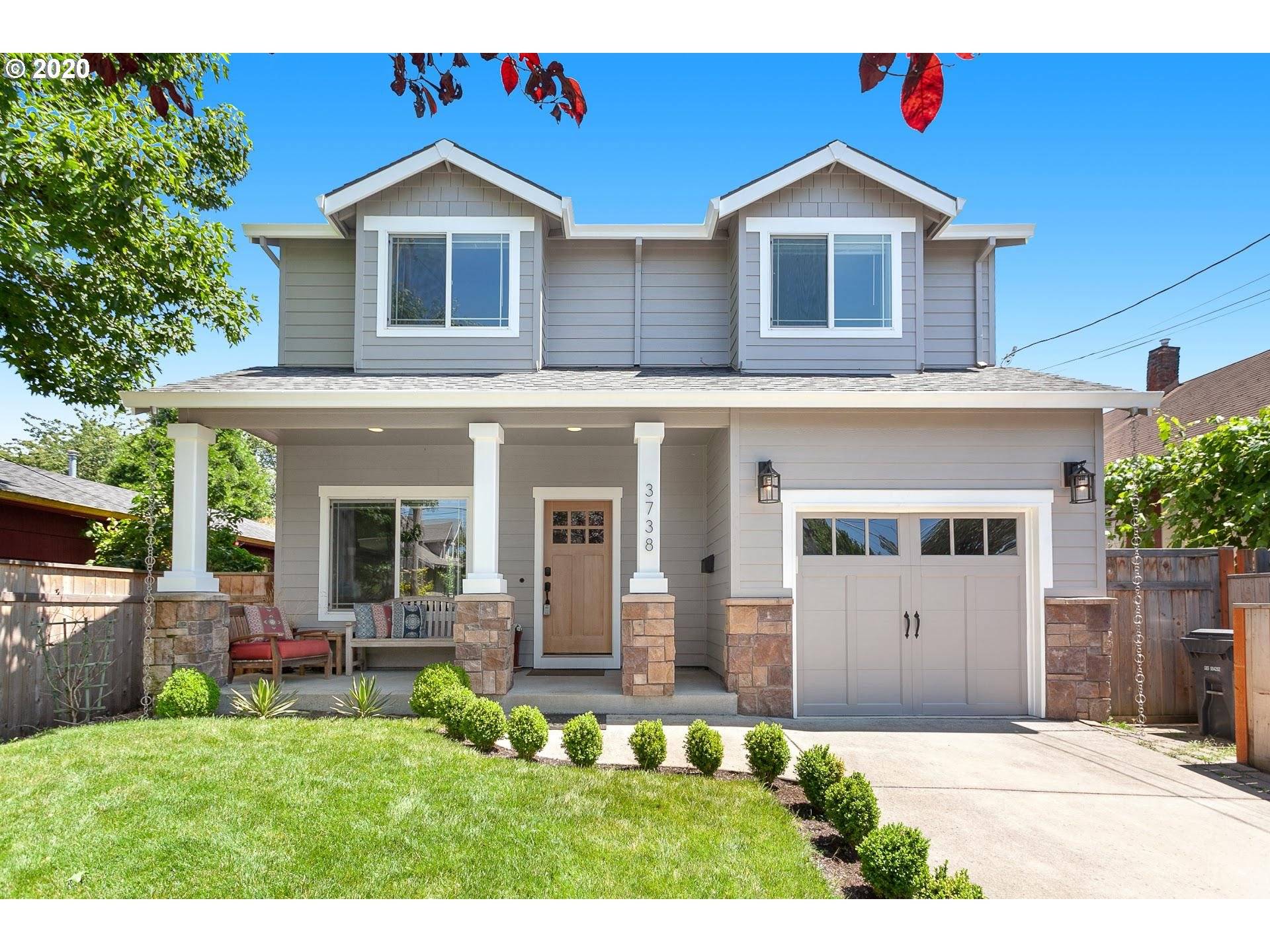 3738 SE 62ND AVE, Portland, OR 97206