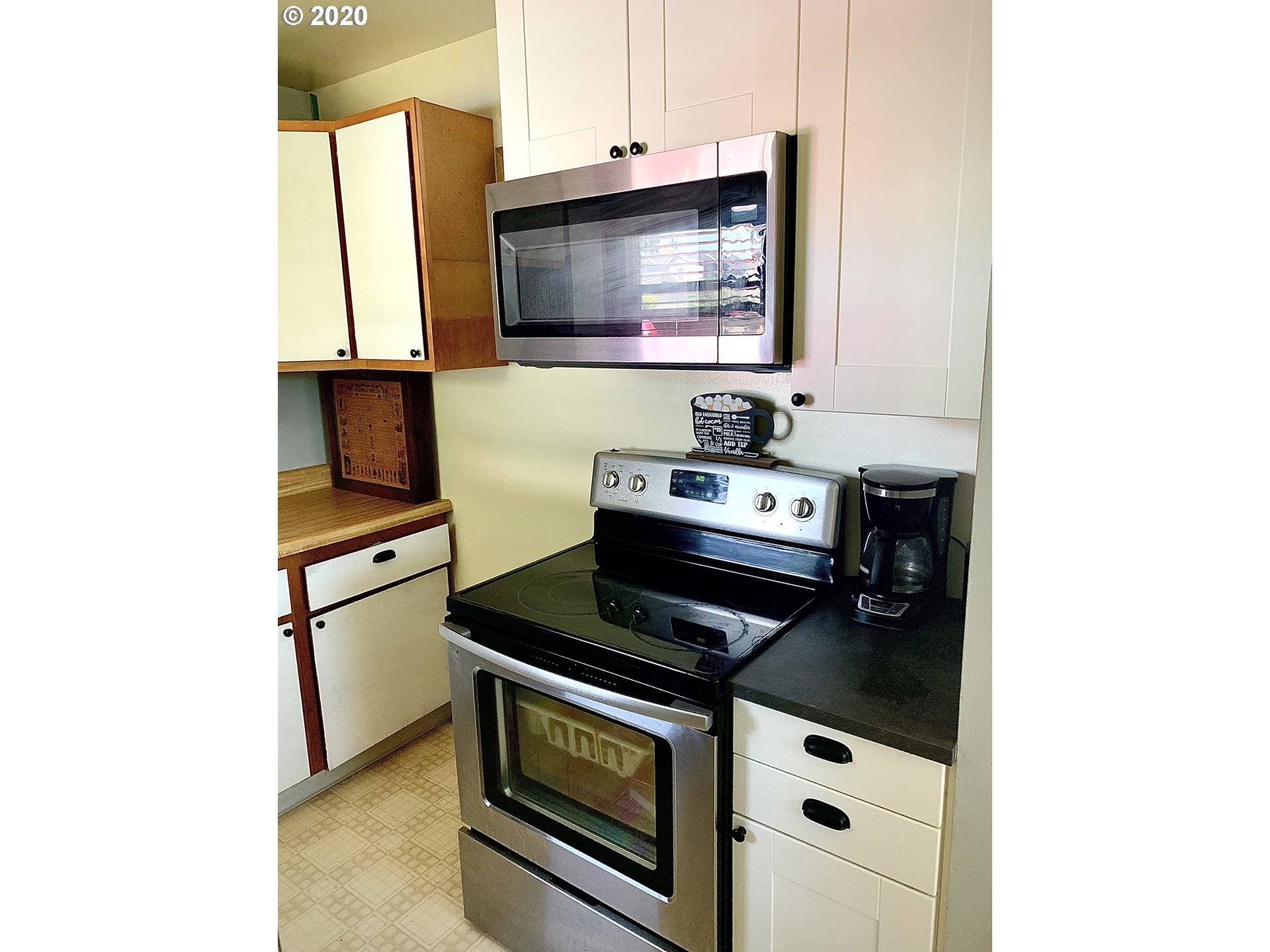 Portland, OR 97217,9224 N CHASE AVE