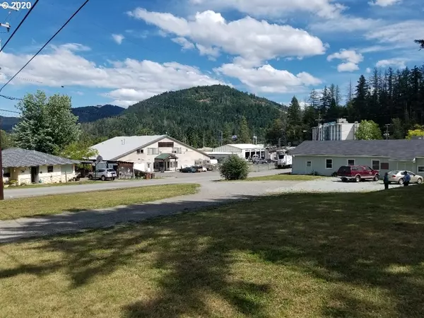 Canyonville, OR 97417,510 GEARY ST