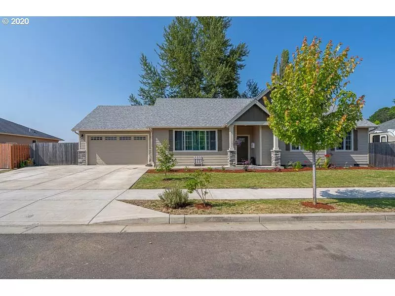 Silverton, OR 97381,313 CASTLEBROOK CT