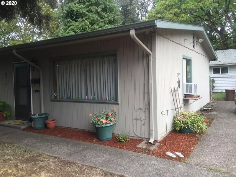 380 E GLOUCESTER ST, Gladstone, OR 97027