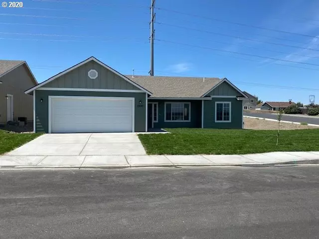 2590 Curlew ST, Umatilla, OR 97882