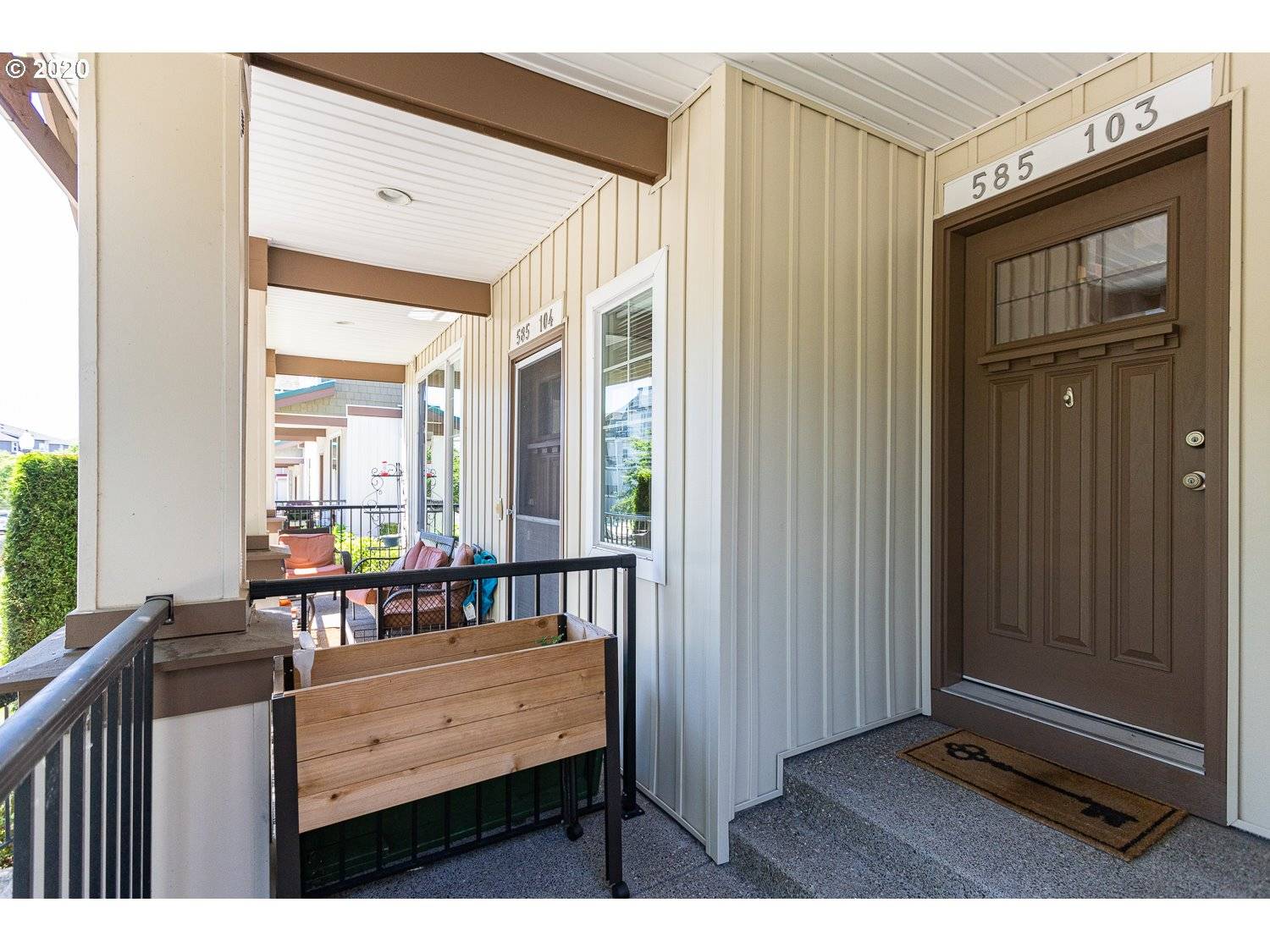 Portland, OR 97229,585 NW LOST SPRINGS TER #103