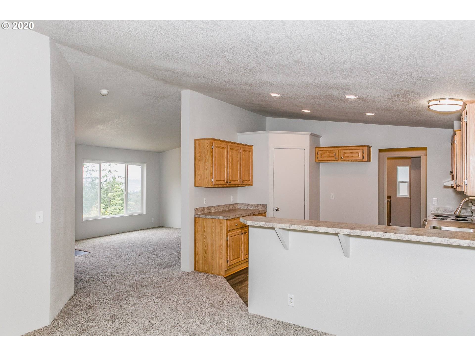 Roseburg, OR 97471,1499 CALLAHAN RD