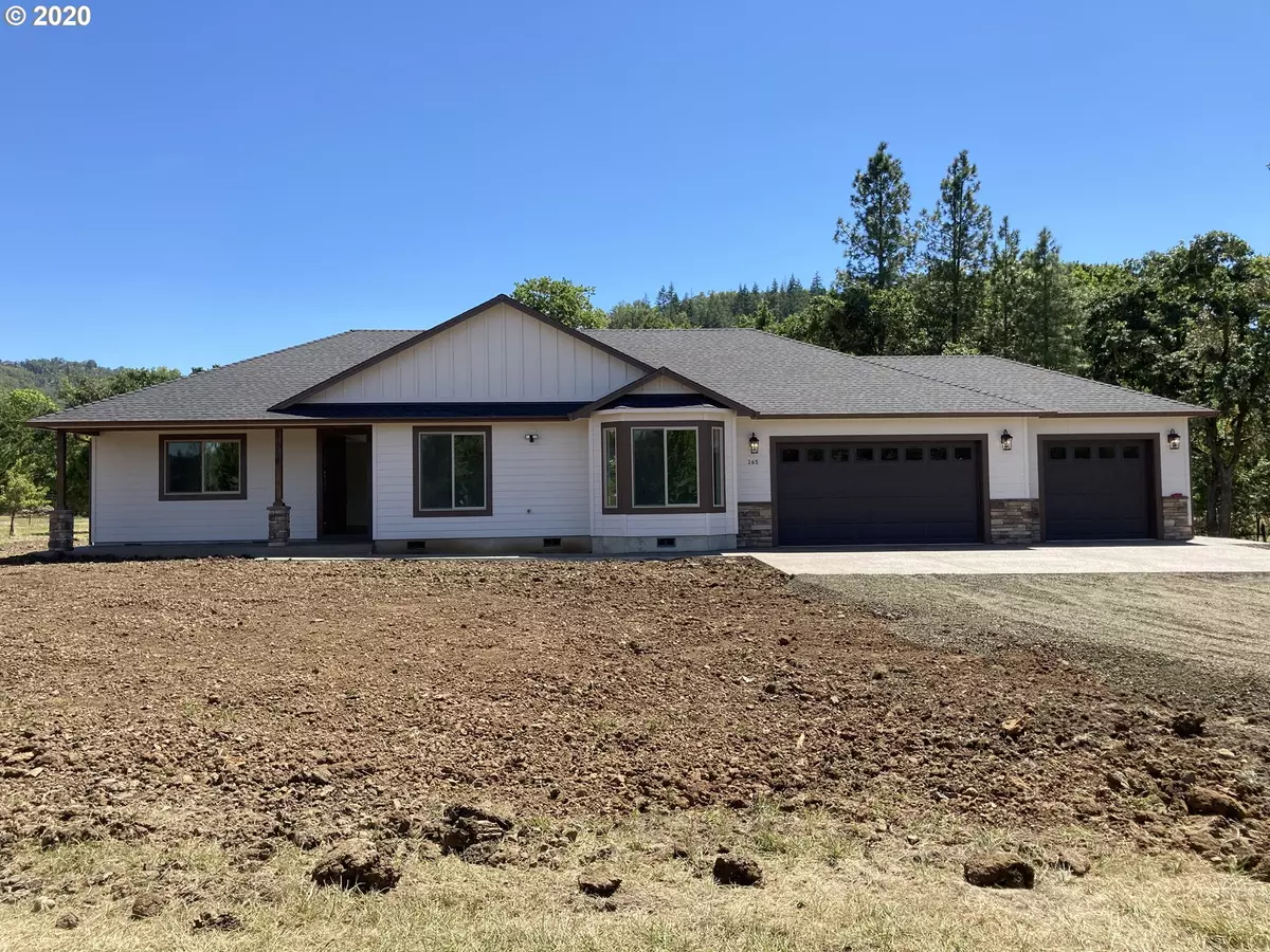 Roseburg, OR 97471,265 WHITETAIL LN