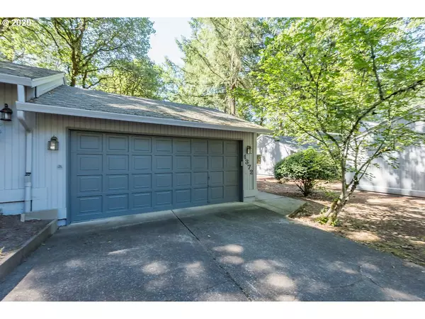 Lake Oswego, OR 97035,4372 WOODSIDE CIR