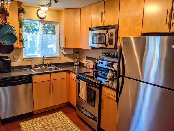 Hood River, OR 97031,1706 AVALON WAY UNIT 36 #36