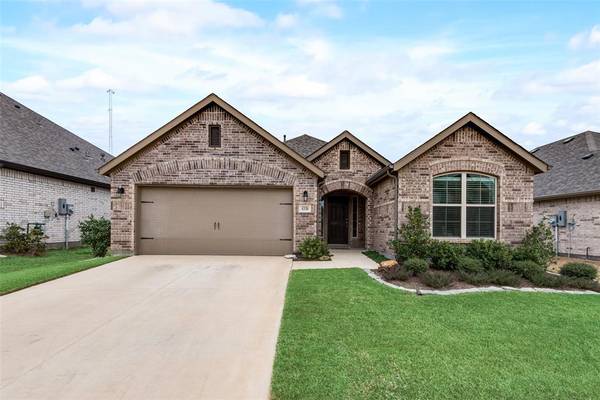 4338 Crossvine Drive, Venus, TX 76084