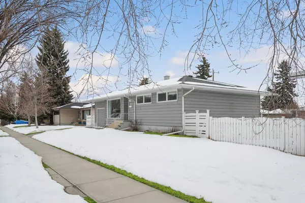 Calgary, AB T2V1J3,6016 Elbow DR SW