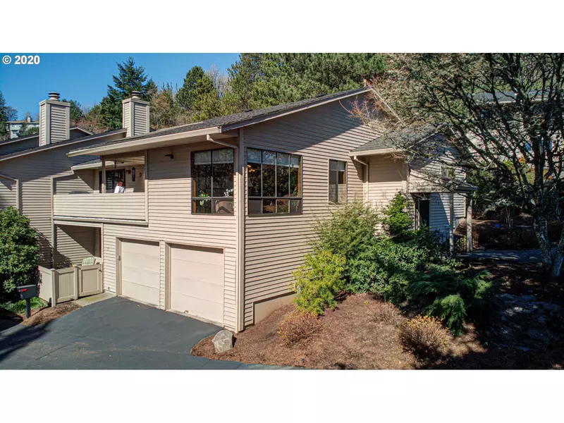 77 CONDOLEA WAY, Lake Oswego, OR 97035