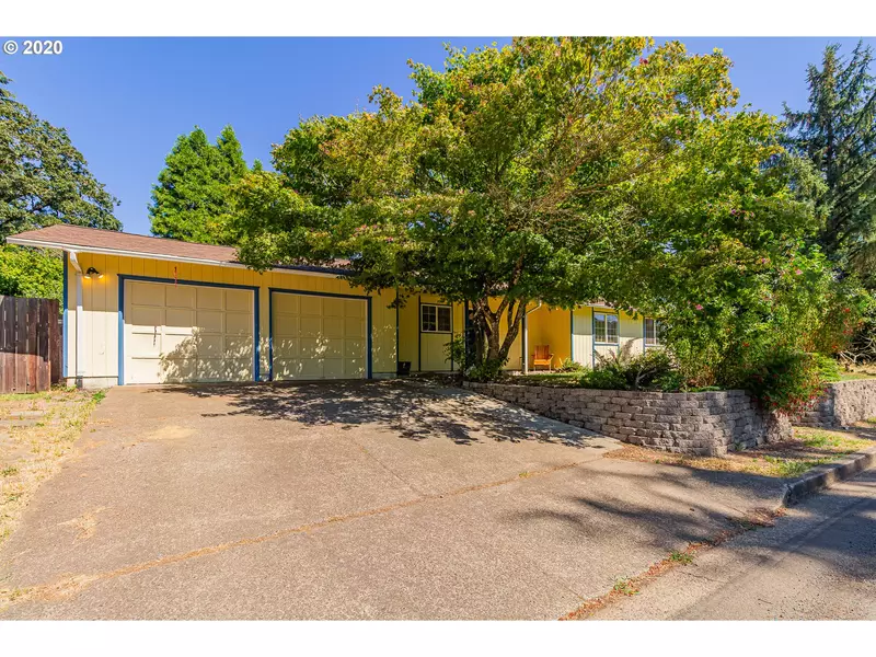 2083 DELTA ST, Eugene, OR 97404