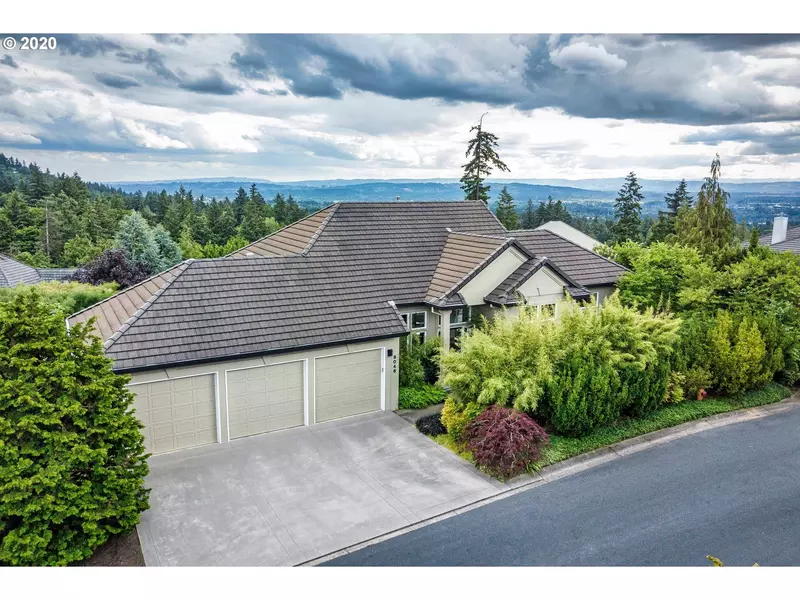 8046 NW BLUE POINTE LN, Portland, OR 97229