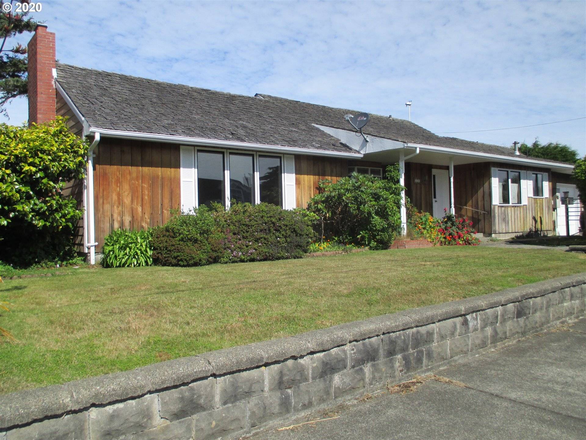 650 FRANKLIN AVE SW, Bandon, OR 97411