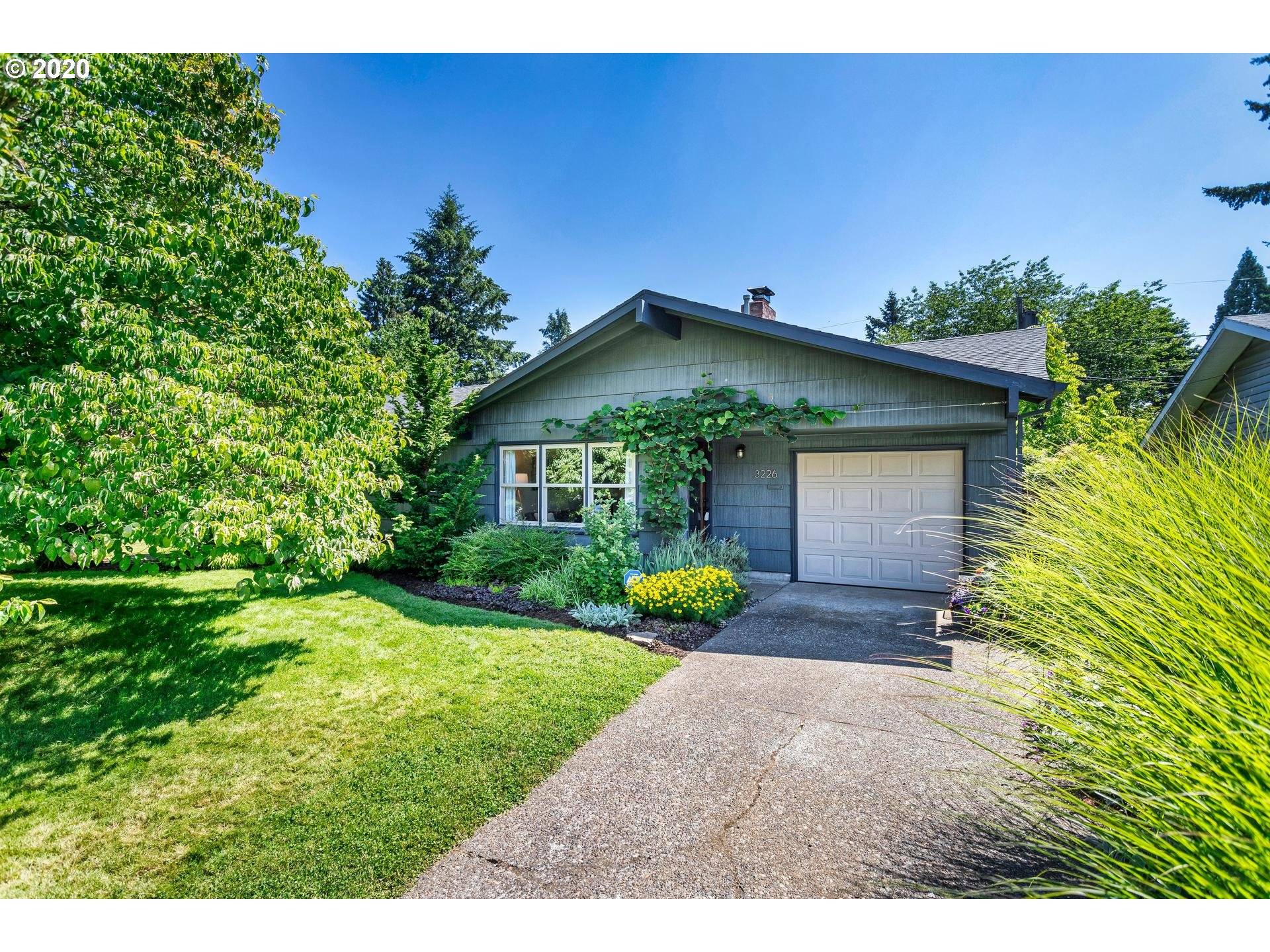 3226 SE 165TH AVE, Portland, OR 97236