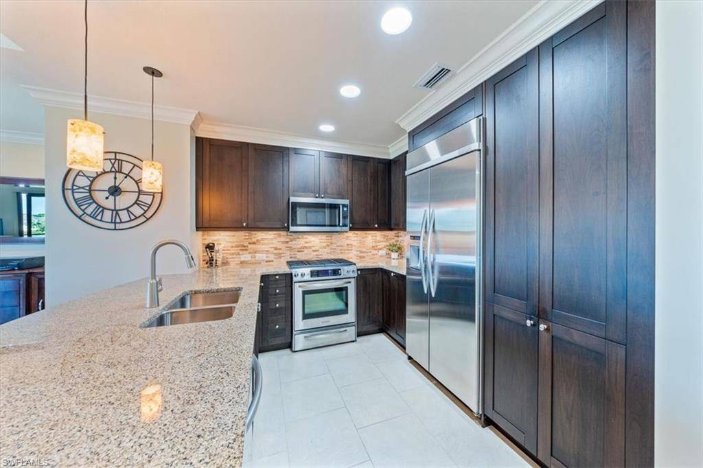 Naples, FL 34108,9115 Strada PL 5205