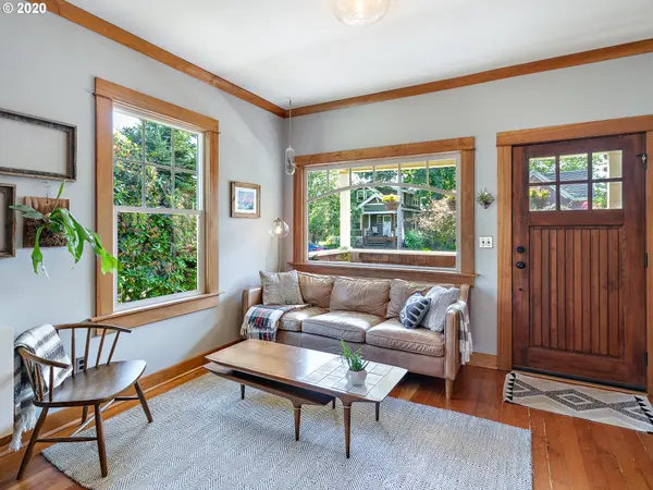 108 NE 79TH AVE, Portland, OR 97213