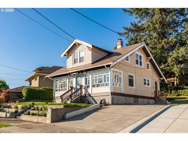 419 CHINOOK AVE, Astoria, OR 97103