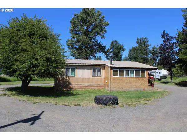 19 MT ADAMS HWY, Glenwood, WA 98619