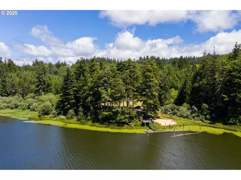 95643 NORTH LAKE LN, Lakeside, OR 97449