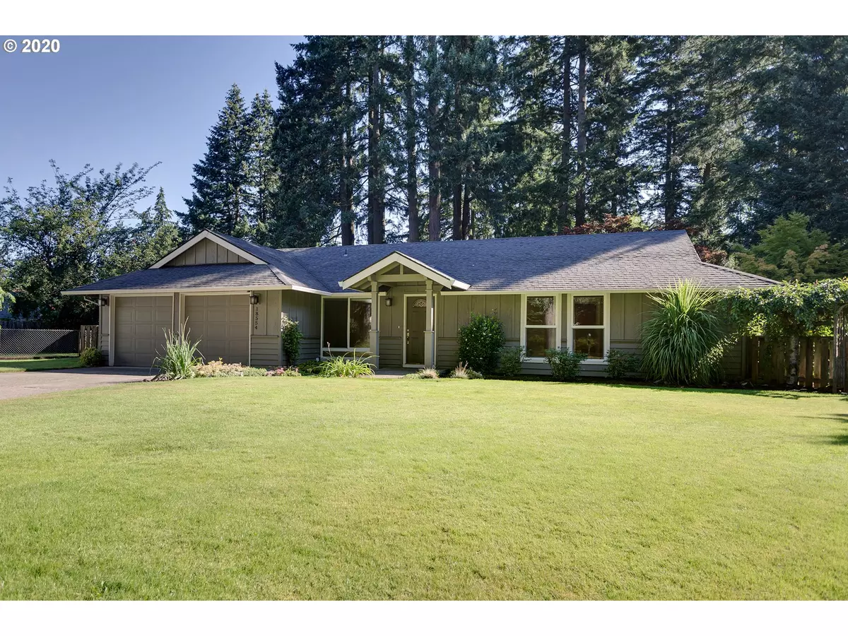 Lake Oswego, OR 97035,18554 HALLBERG CT