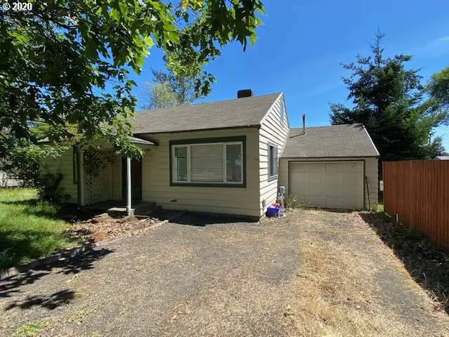 Oregon City, OR 97045,18916 LELAND RD