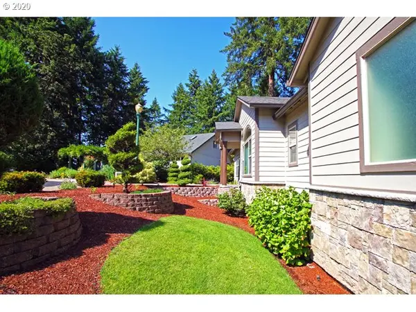 286 ROCKRIDGE CT, Eugene, OR 97405