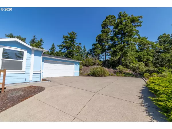 Florence, OR 97439,635 LEWIS CIRCLE CT