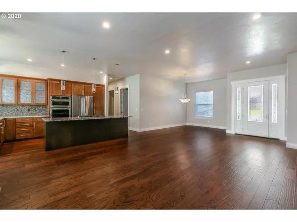 Creswell, OR 97426,164 HAGENS CT