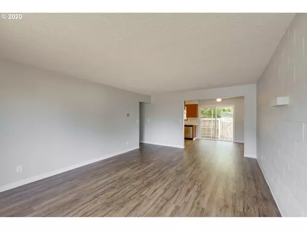 Portland, OR 97220,8726 NE HASSALO ST #8726