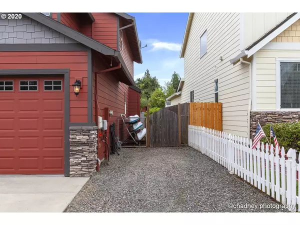 Gresham, OR 97080,228 SE CONDOR DR