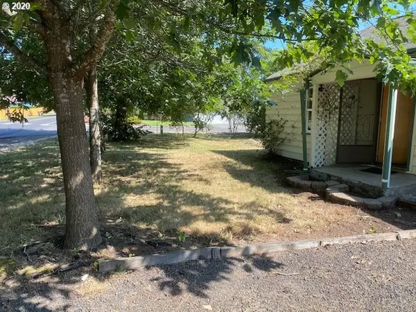 Oregon City, OR 97045,18916 LELAND RD