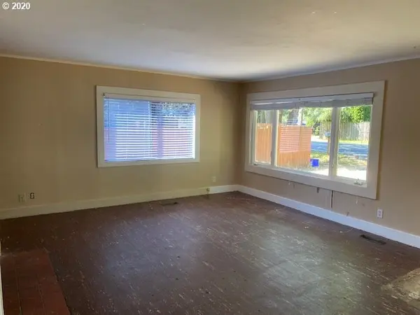 Oregon City, OR 97045,18916 LELAND RD